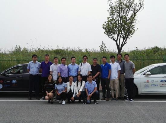 中国联通开展多场景蜂窝车联网业务示范 推动智能驾驶步入现实生活.jpg